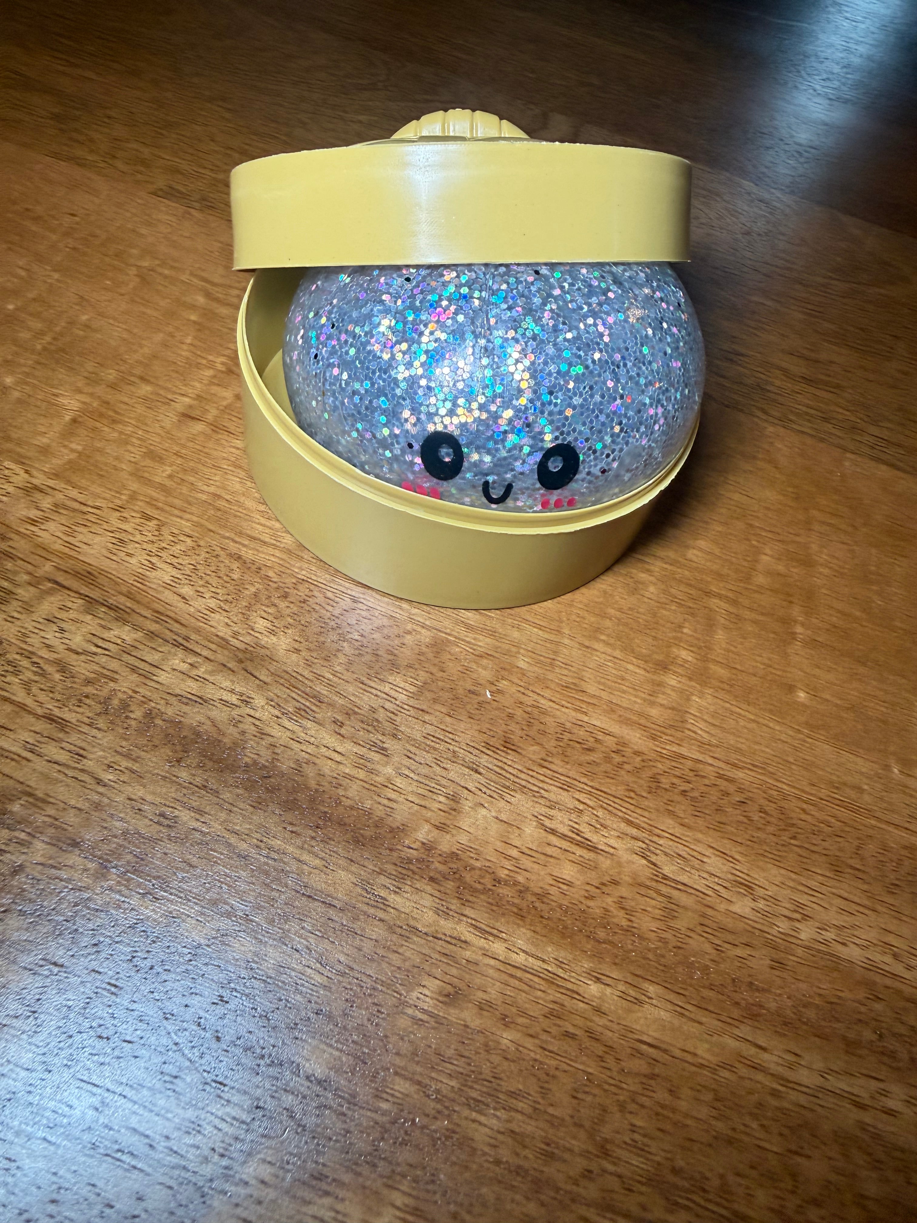 Silver Glitter Dumpling Squishy