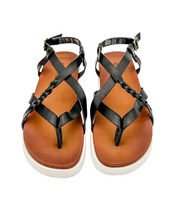 Sela Sandal in Black