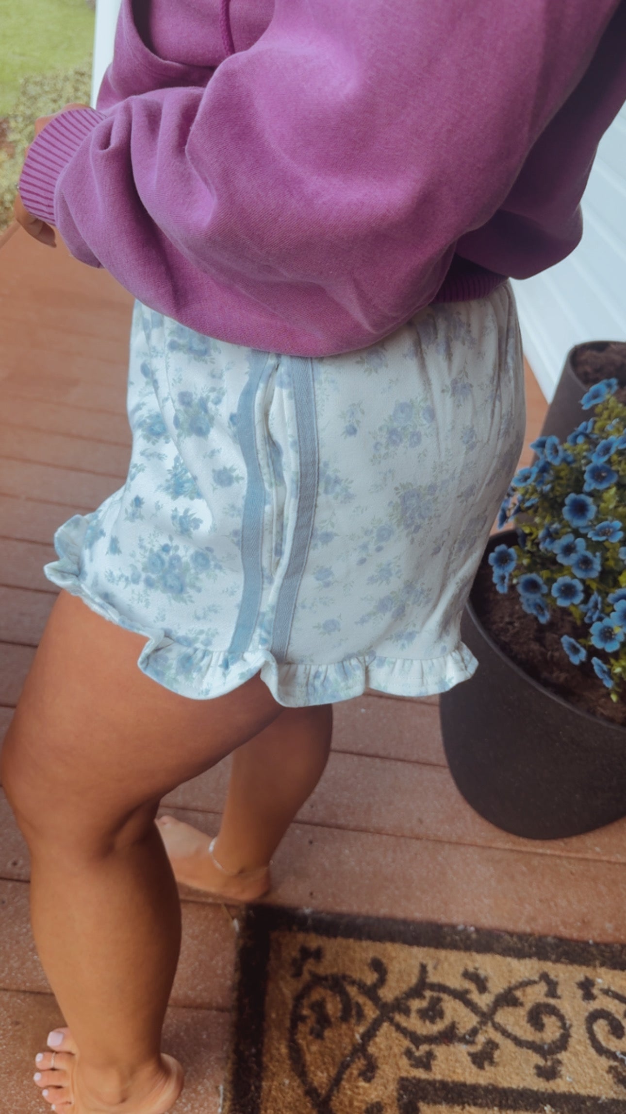 Blue Floral Chic Ruffle Bottom Shorts