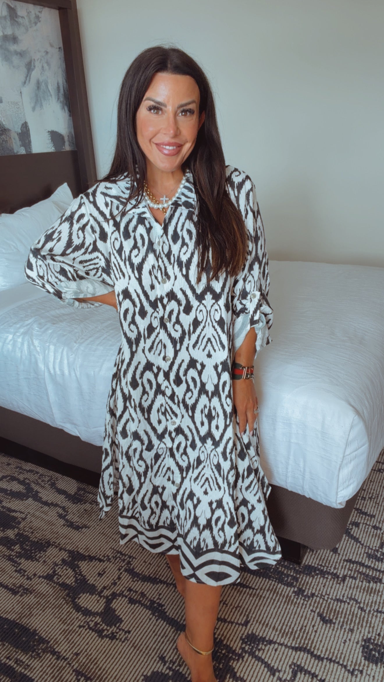 Chic Navy and White Patterned Dress