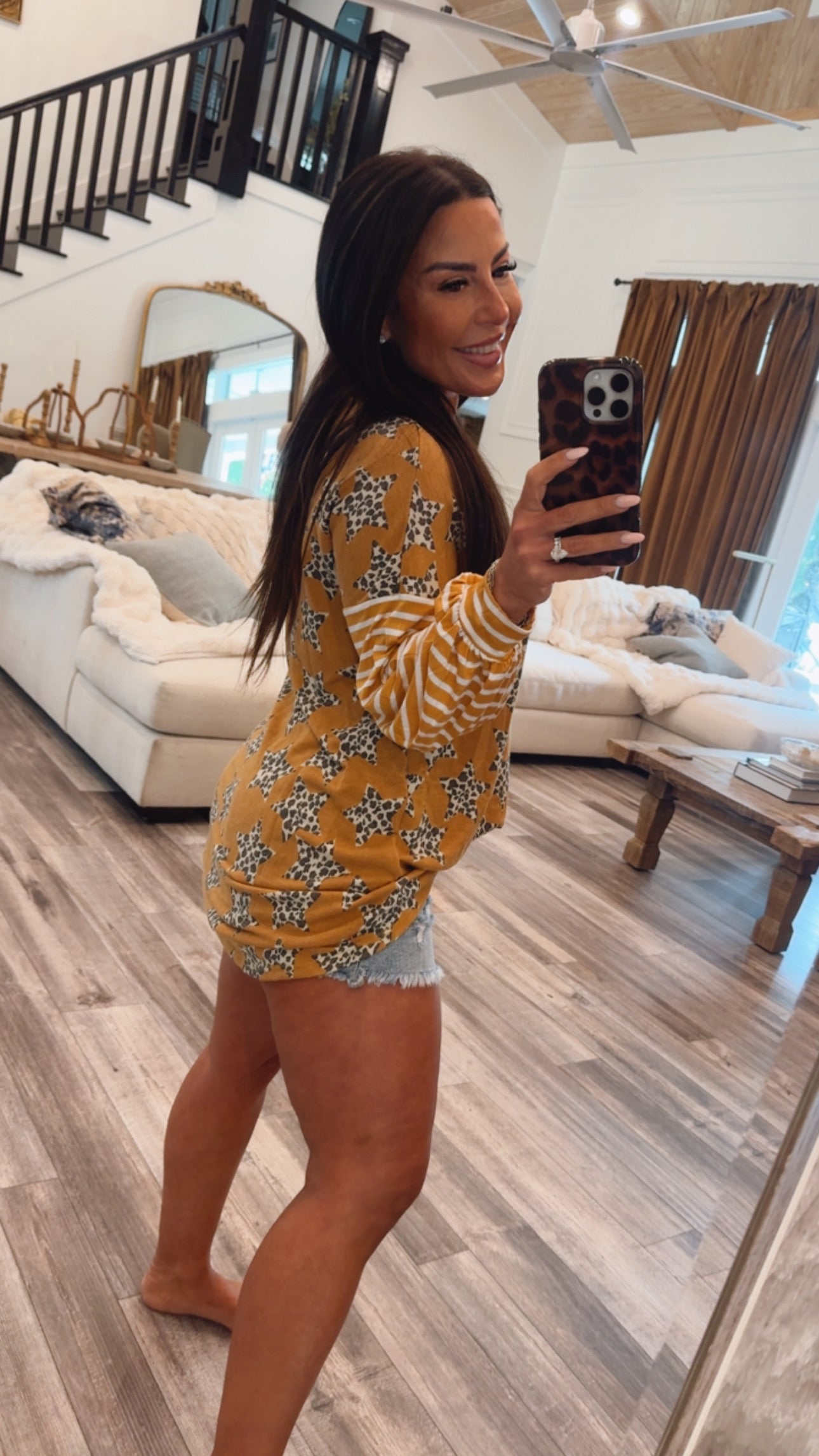 Chic Yellow Star And stripe Lightweight Top