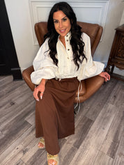 Chic Brown Flowy Skirt With Paisley Belt