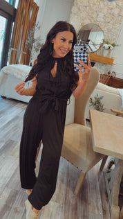 Chic Black Keyhole Jumpsuit