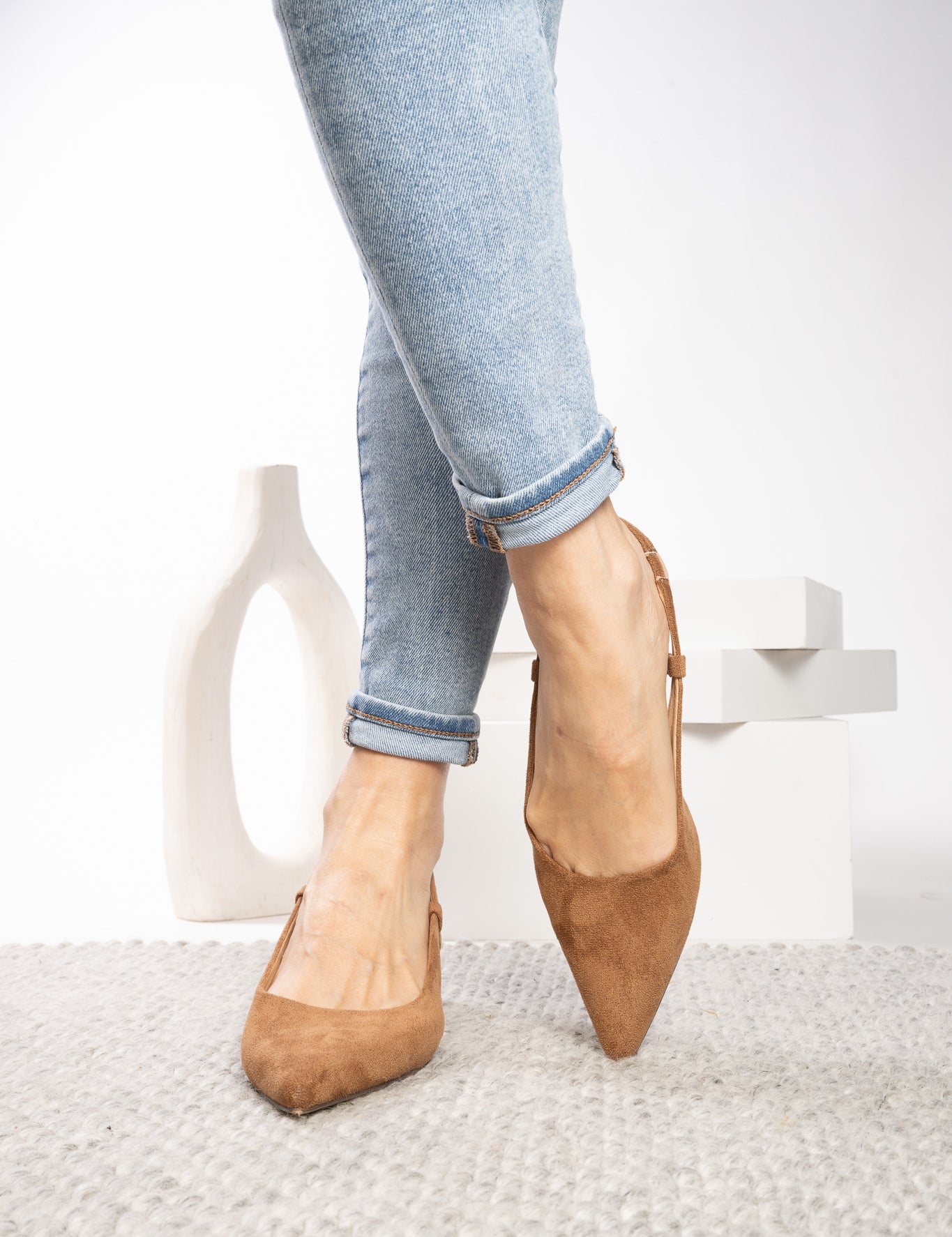 CU-KitNCaboodle-TobaccoFauxSuede-F.jpg