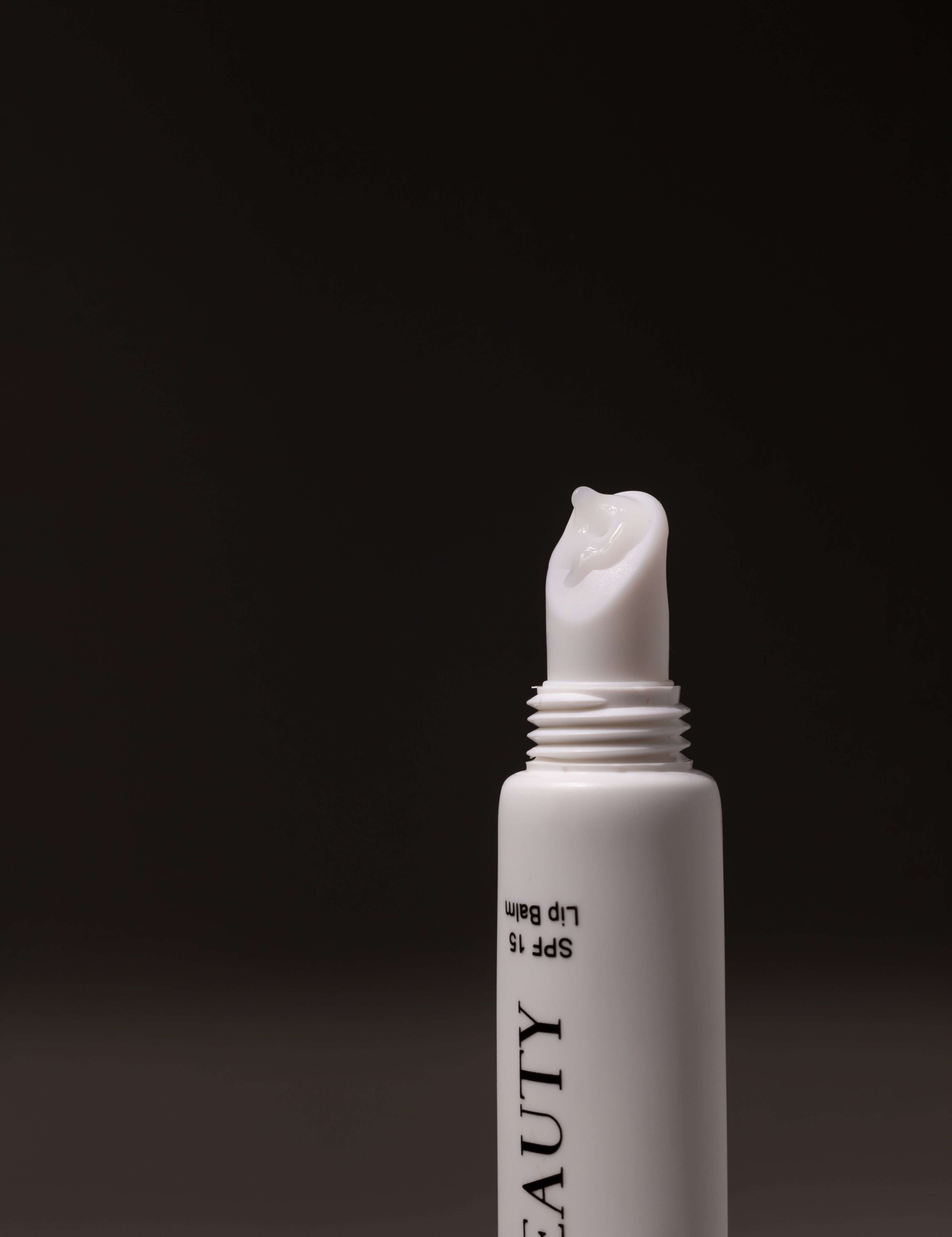 C_D_Lip_Balm-2_87203f71-b798-4736-98b1-7c421483f58f.jpg