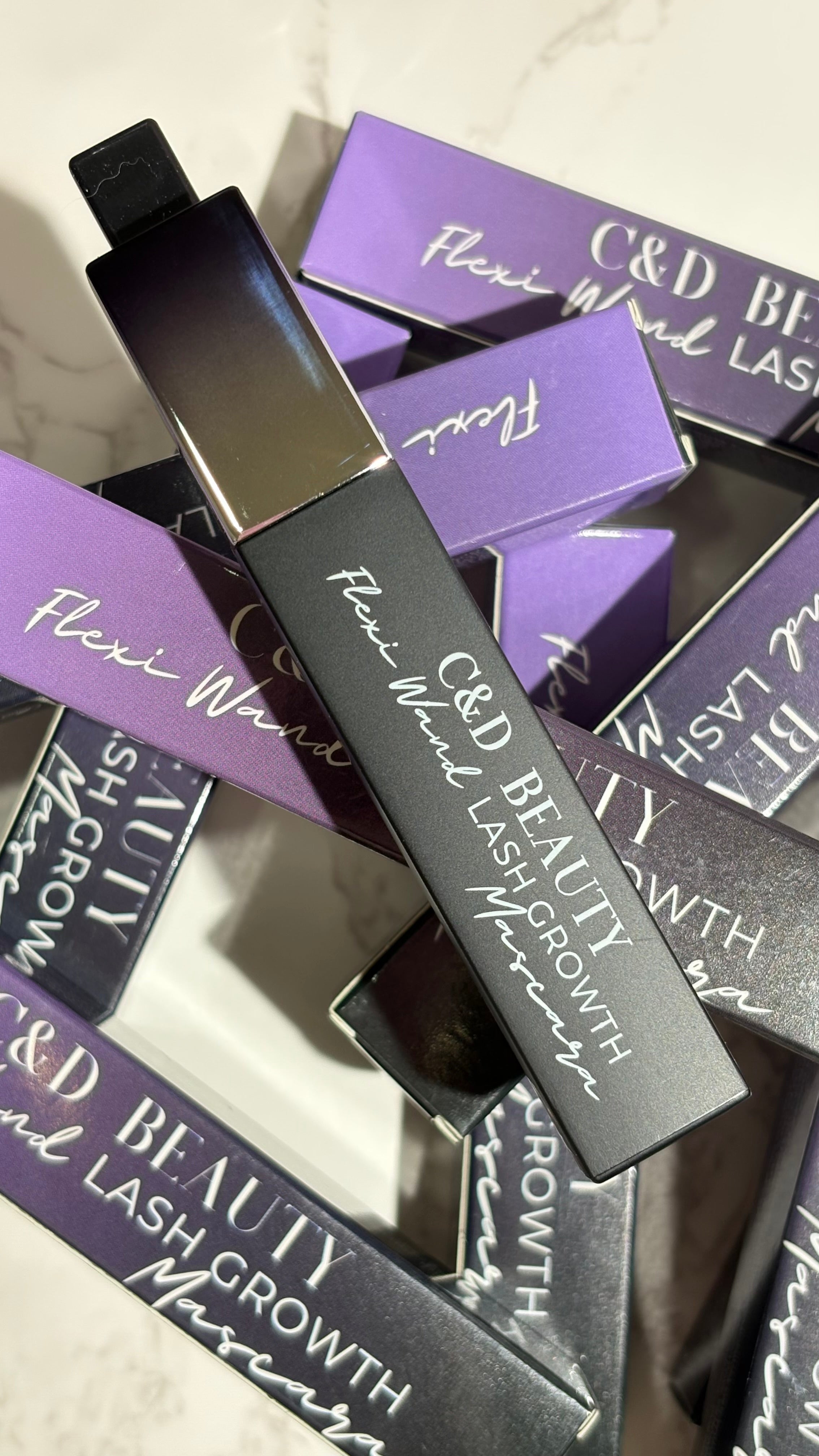 Black Flexi Wand Lash Growth Mascara *Final Sale*