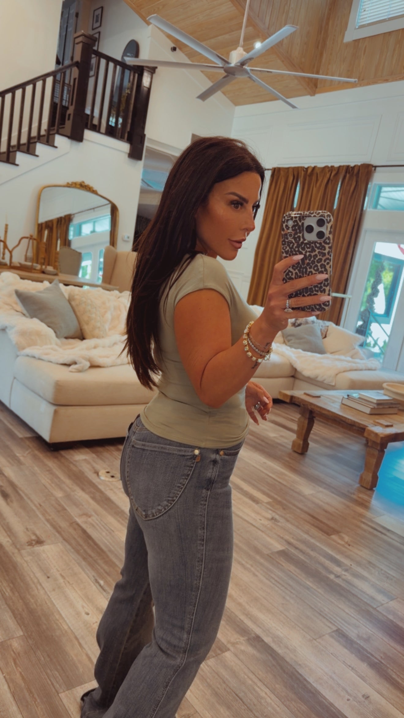 Soft Cooling Ultra Stretch Olive top