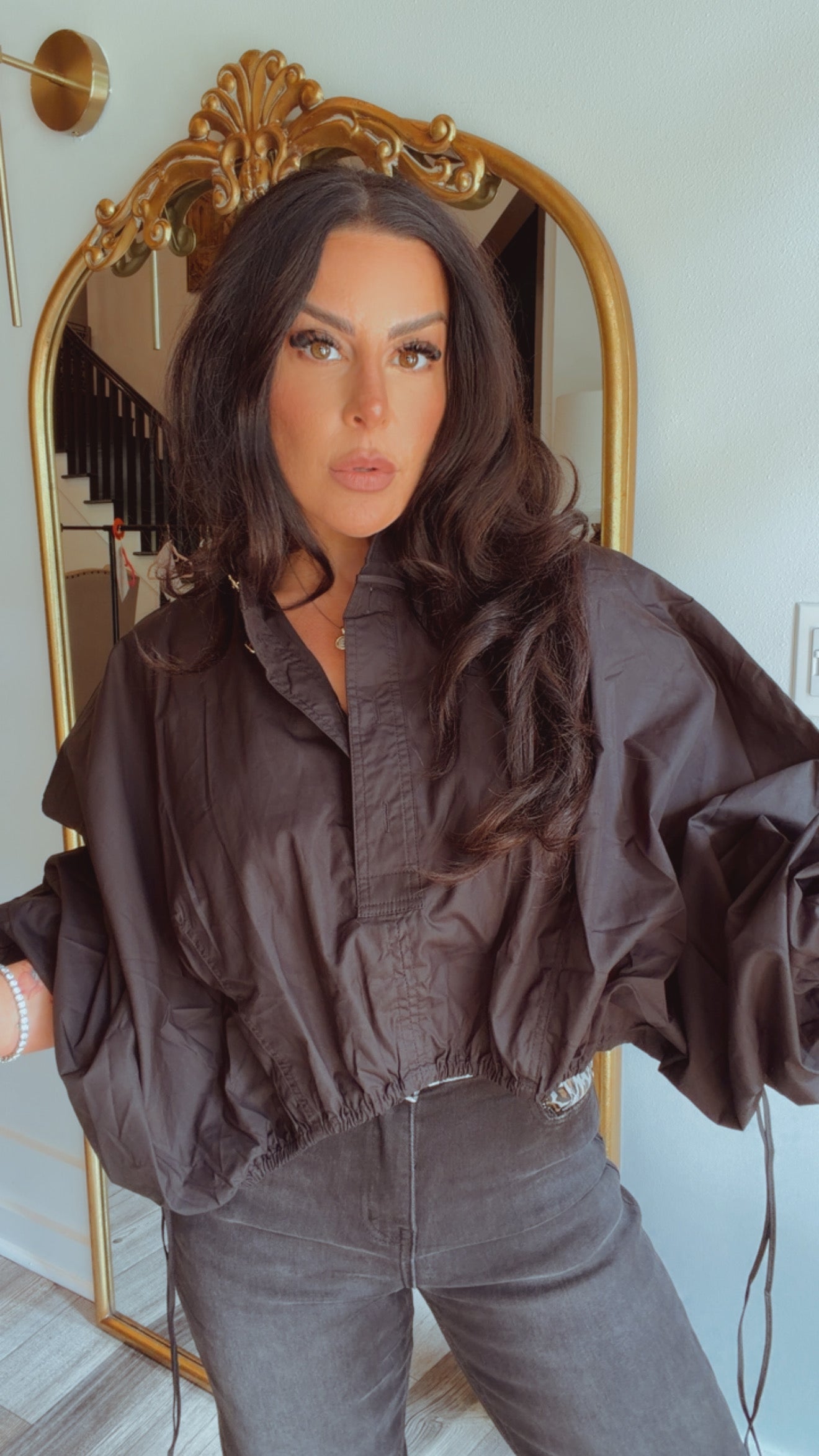 Chic Black Cropped Jacket