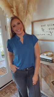 Lightweight Ultra Soft V-neck Ruffle Sleeve Everyday Top