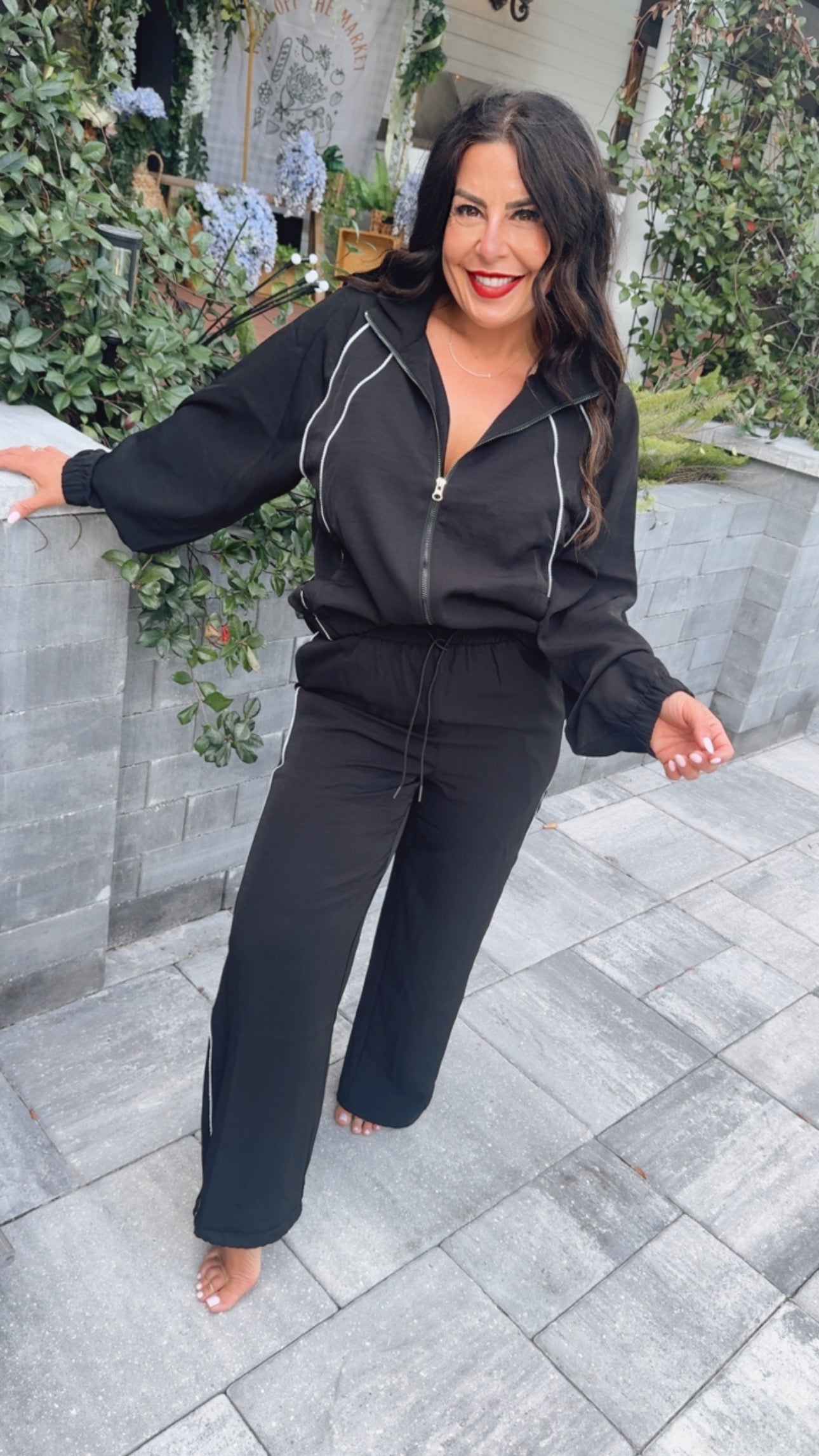 The Greii Lightweight Black and Silver Jacket And Pants Set