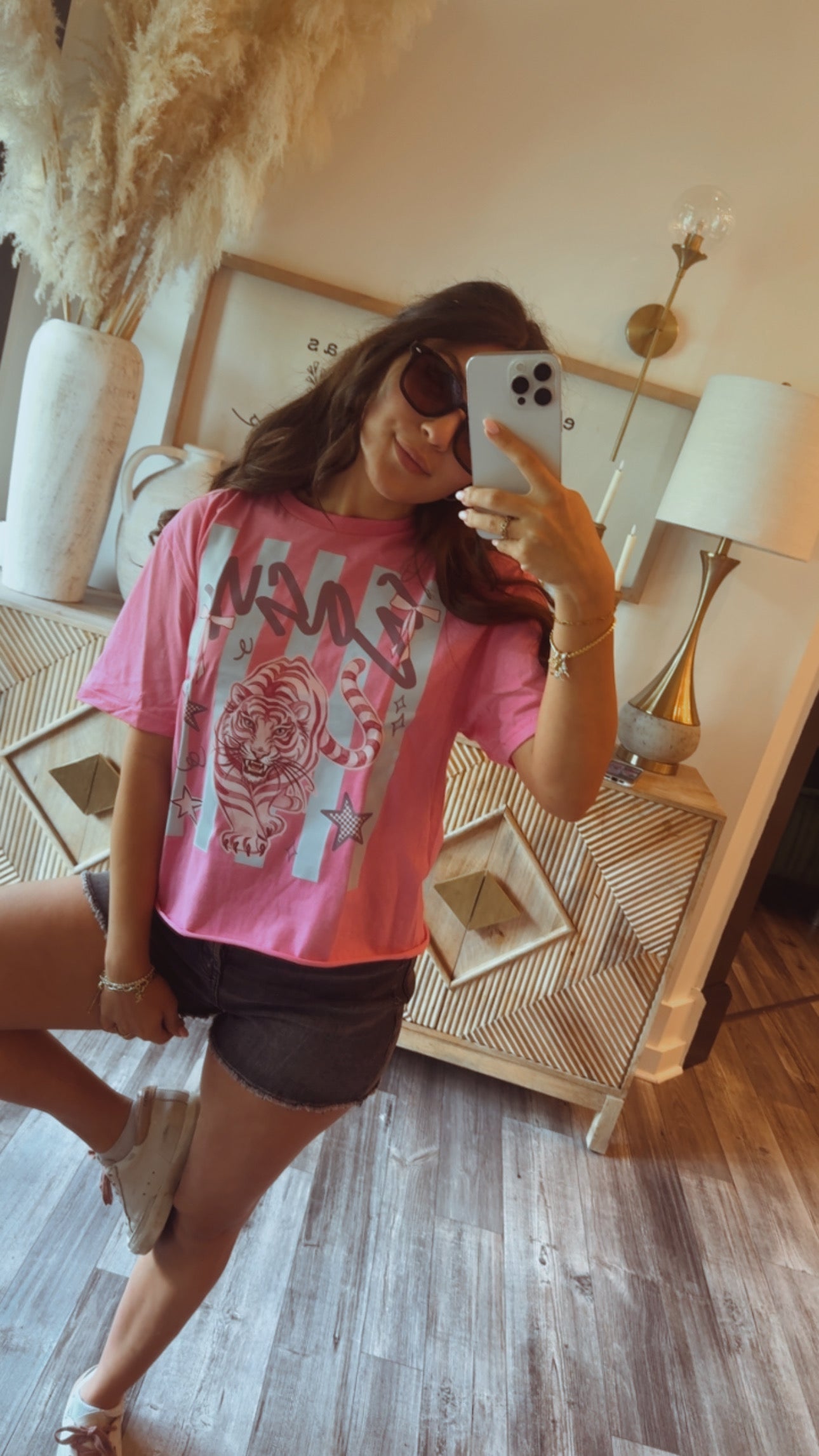 Easy Tiger Graphic Crop