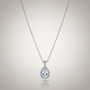 Bella Neane Stunning Tear Drop Pendant Necklace