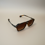 Chic Tortious Aviator Sunnies