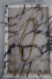 GOLD GRACE NECKLACE ￼