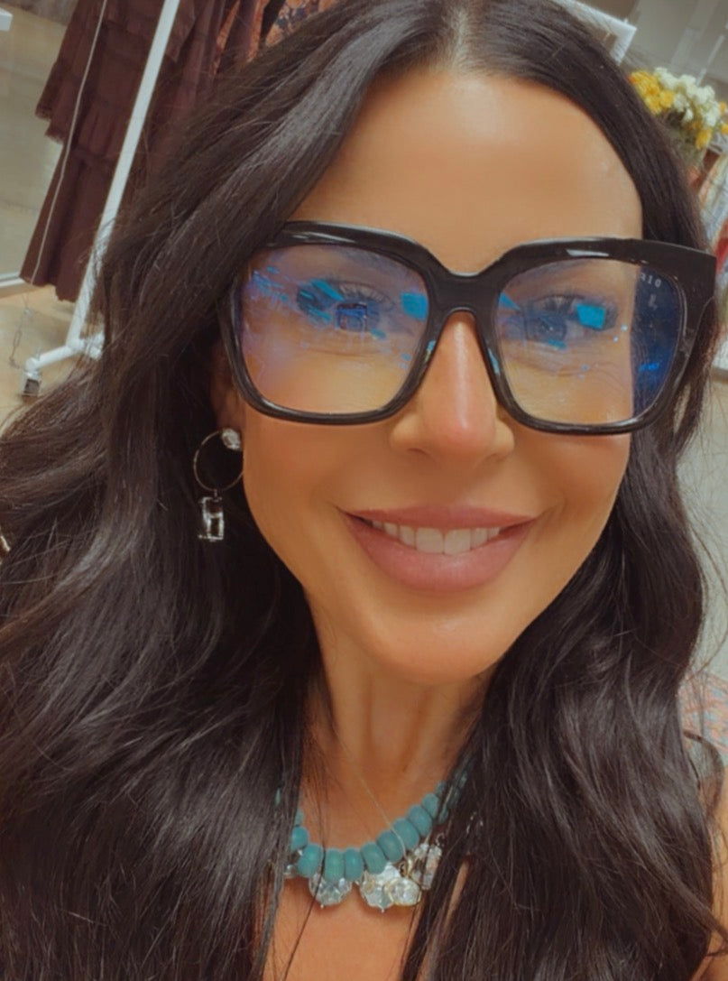 Diff Diva "The Bella" in Black  Blue Light Glasses
