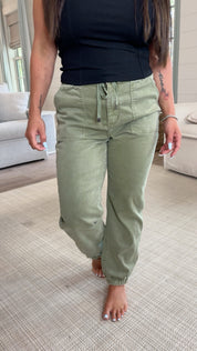 Mica Denim HIGH RISE JOGGER CROP Olive 30a