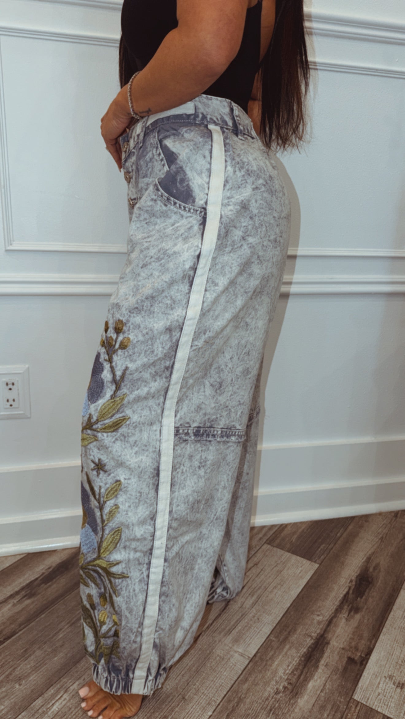 POL Blue Denim And Floral Pants