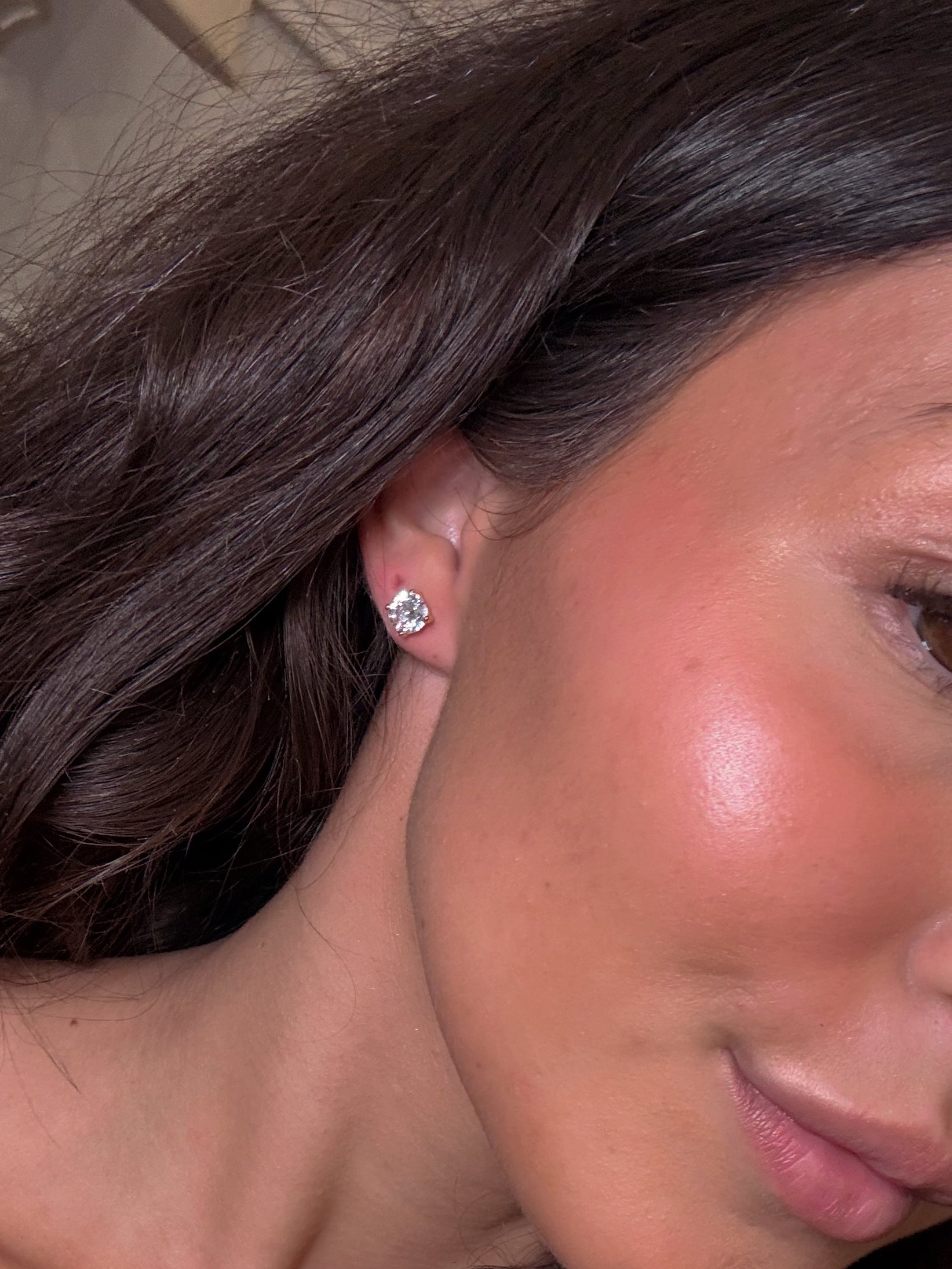 Gold Circle Stud earrings