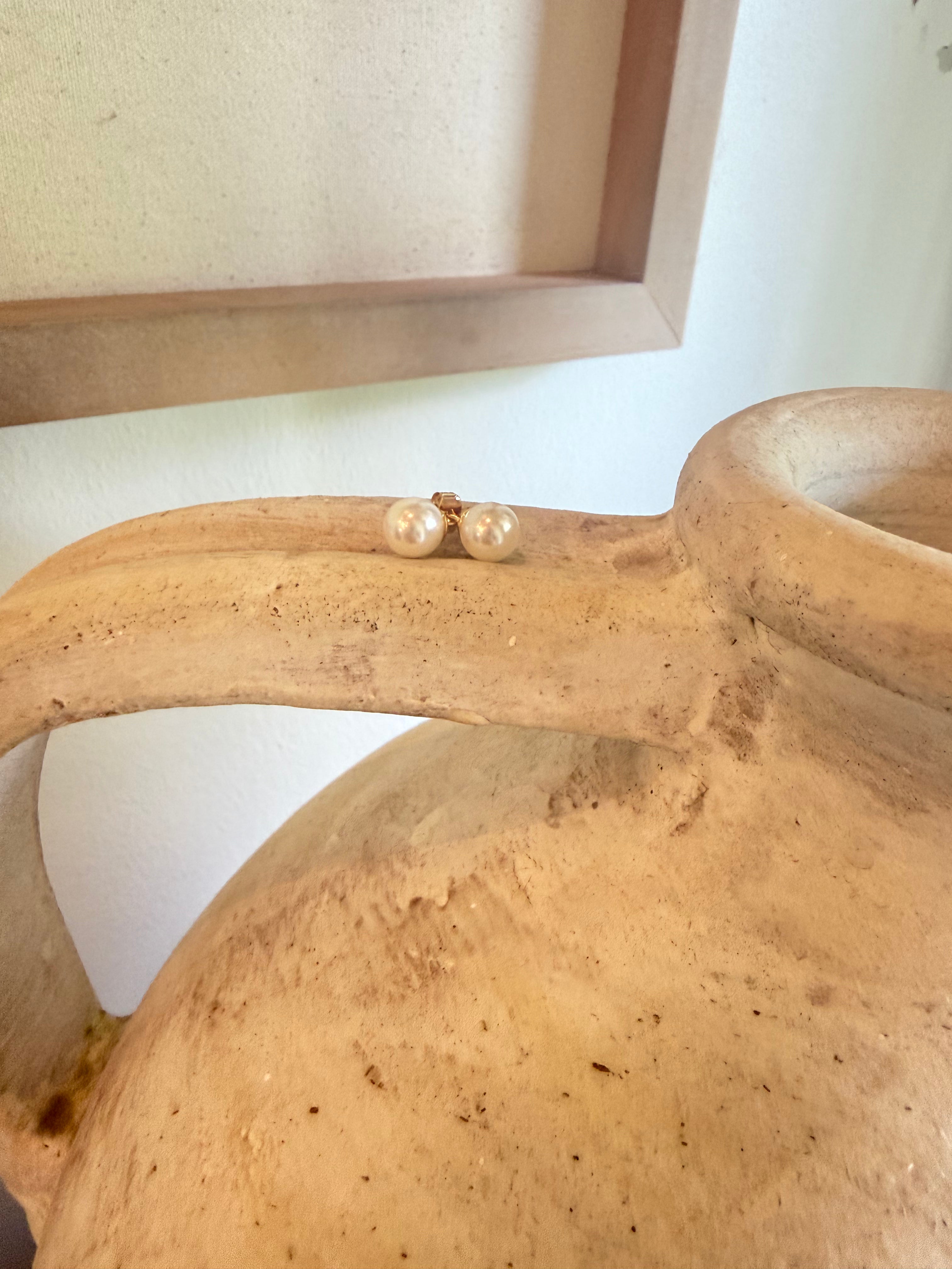 Chic Pearl Stud Earrings