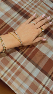 Diva Bling Crystal Gold Tennis Bracelet