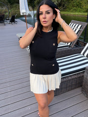 Chic Black and Cream Knit Pleated Mini Dress