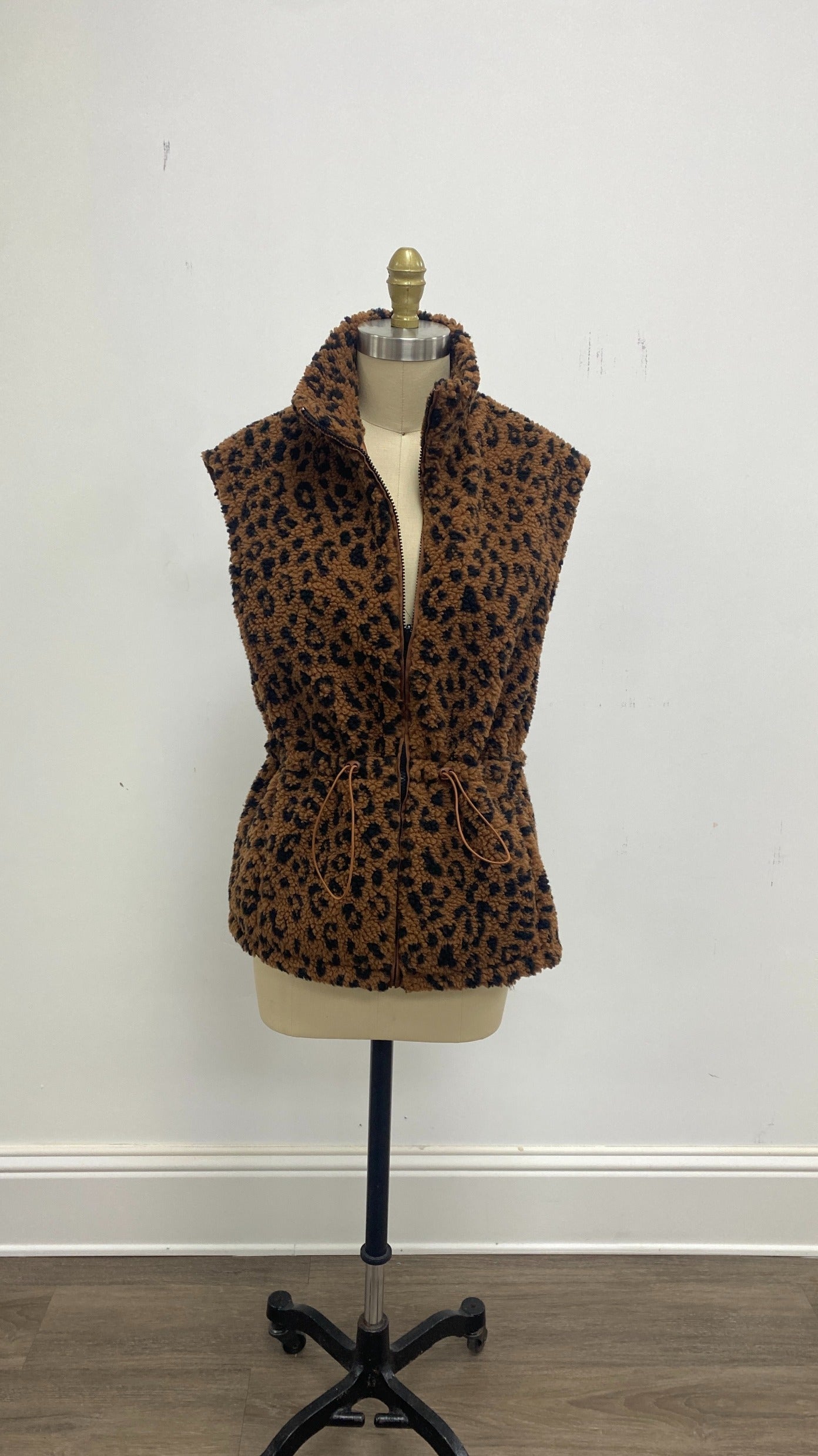 Sherpa Reversible Zip Vest, Leopard