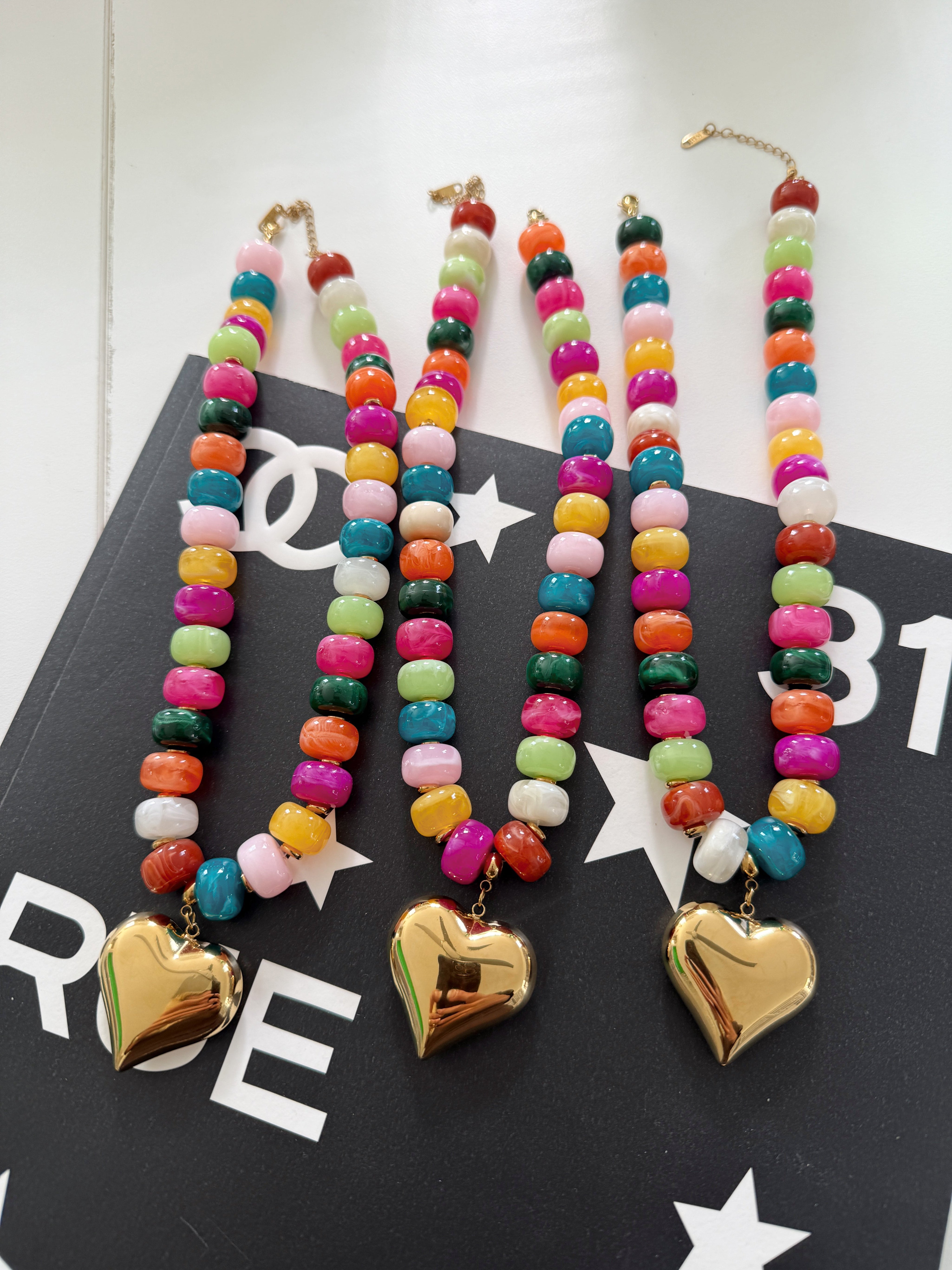 COLORFUL HEART NECKLACE