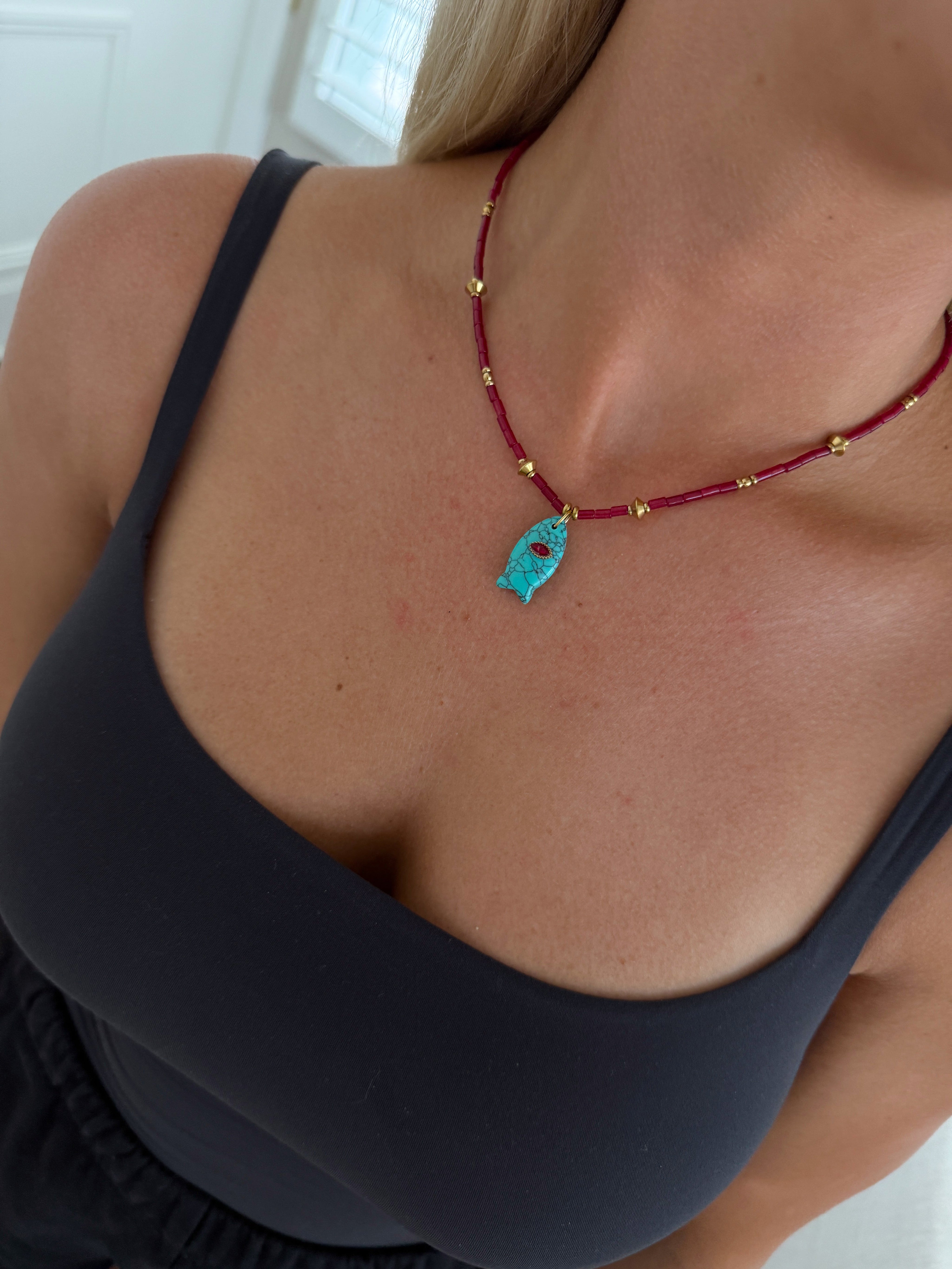 SLOANE NECKLACE - BLUE FISH