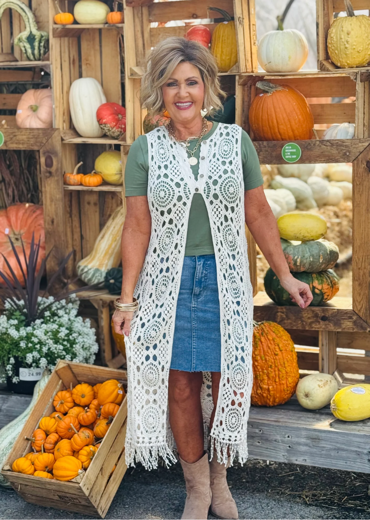 Short Sleeve Waist Length Top (DW)