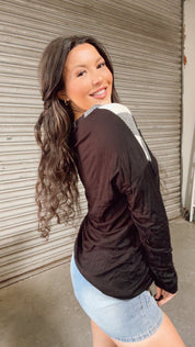 Black and White Plaid Vneck Long Sleeve Top *Final Sale*