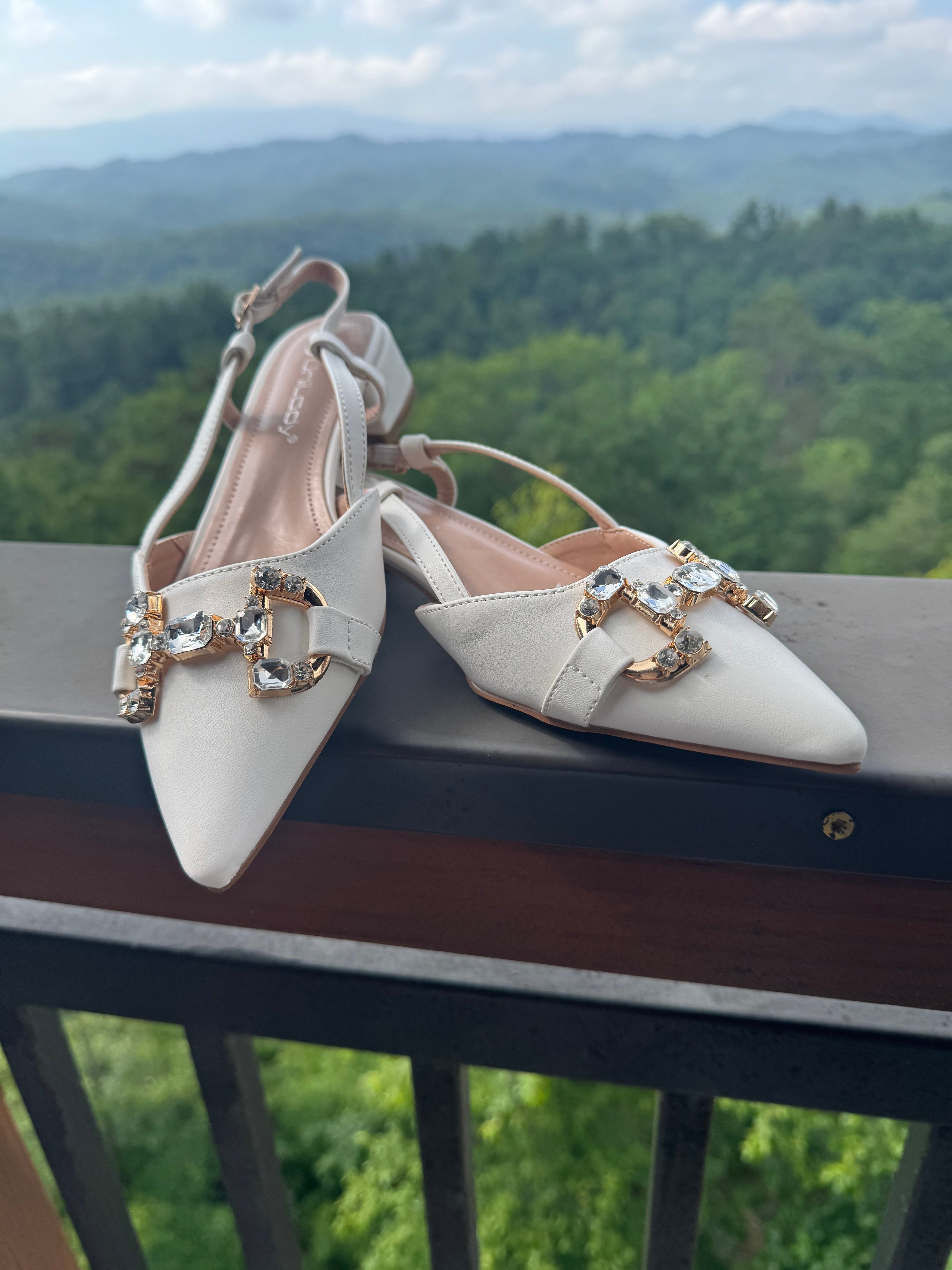 Chic White and Gold Diva Sparkle Flats