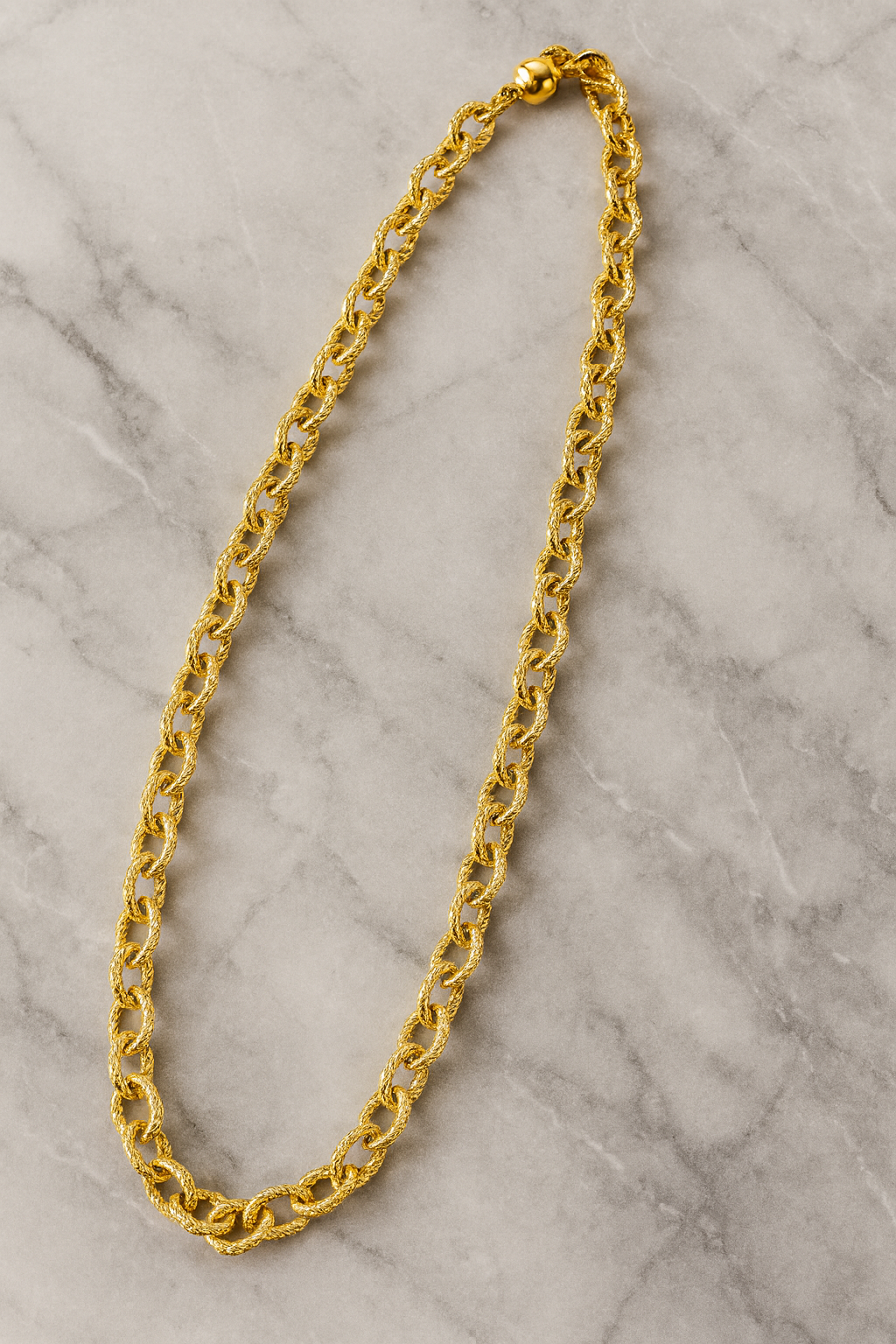 Bella Neane Twisted Chain Link Necklace