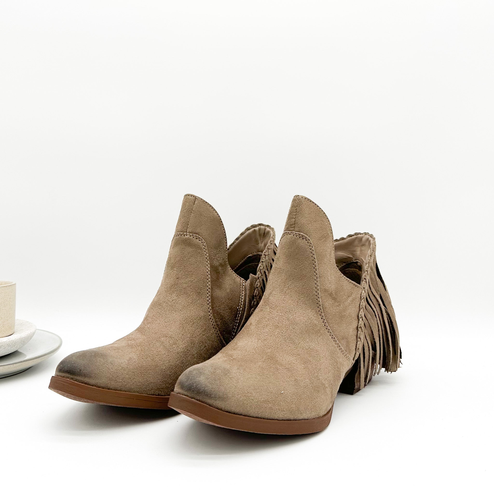 braxtontaupe-6_39ad5d24-172f-4674-a2e5-a0f950962d03.jpg