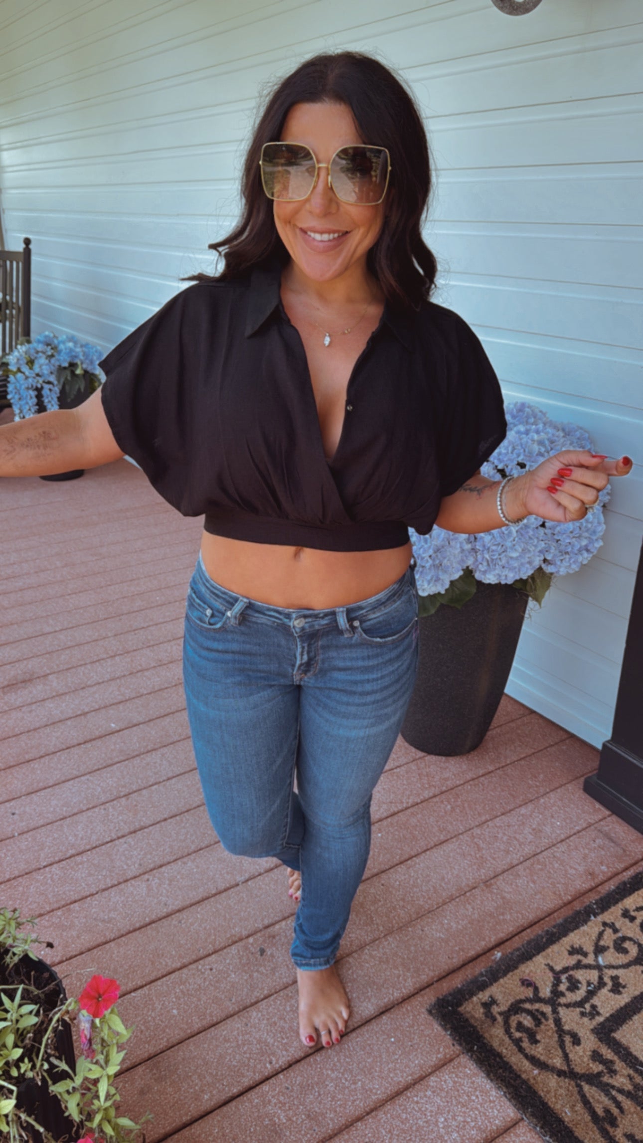 Loose Fit Black Vneck Crop Top