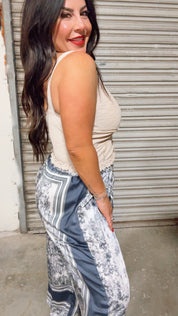 Almond And Lace Button POL Tank 30A