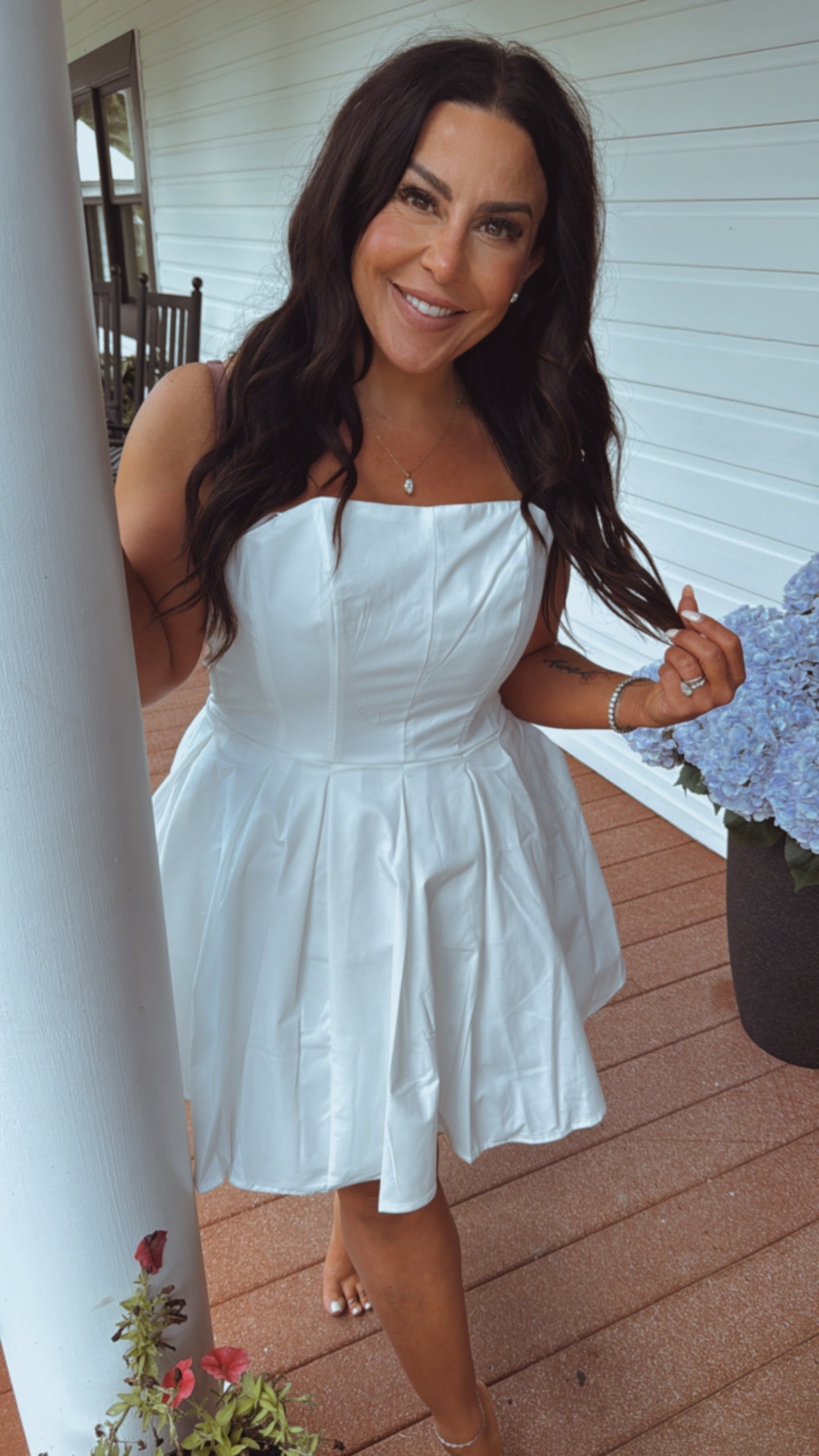 Chic White Strapless Pleated mini Dress