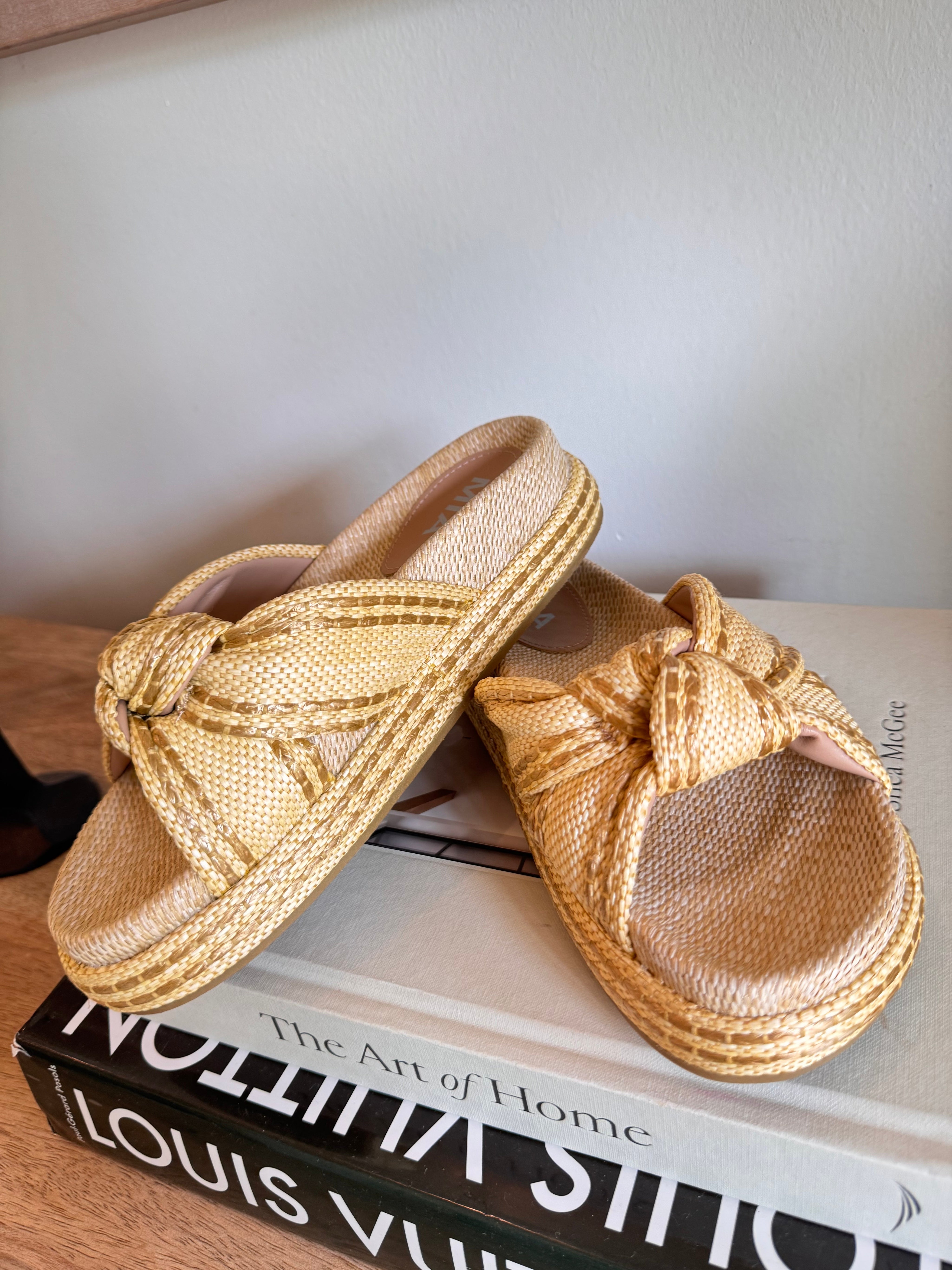 Mia Natural Knot Strap Sandals