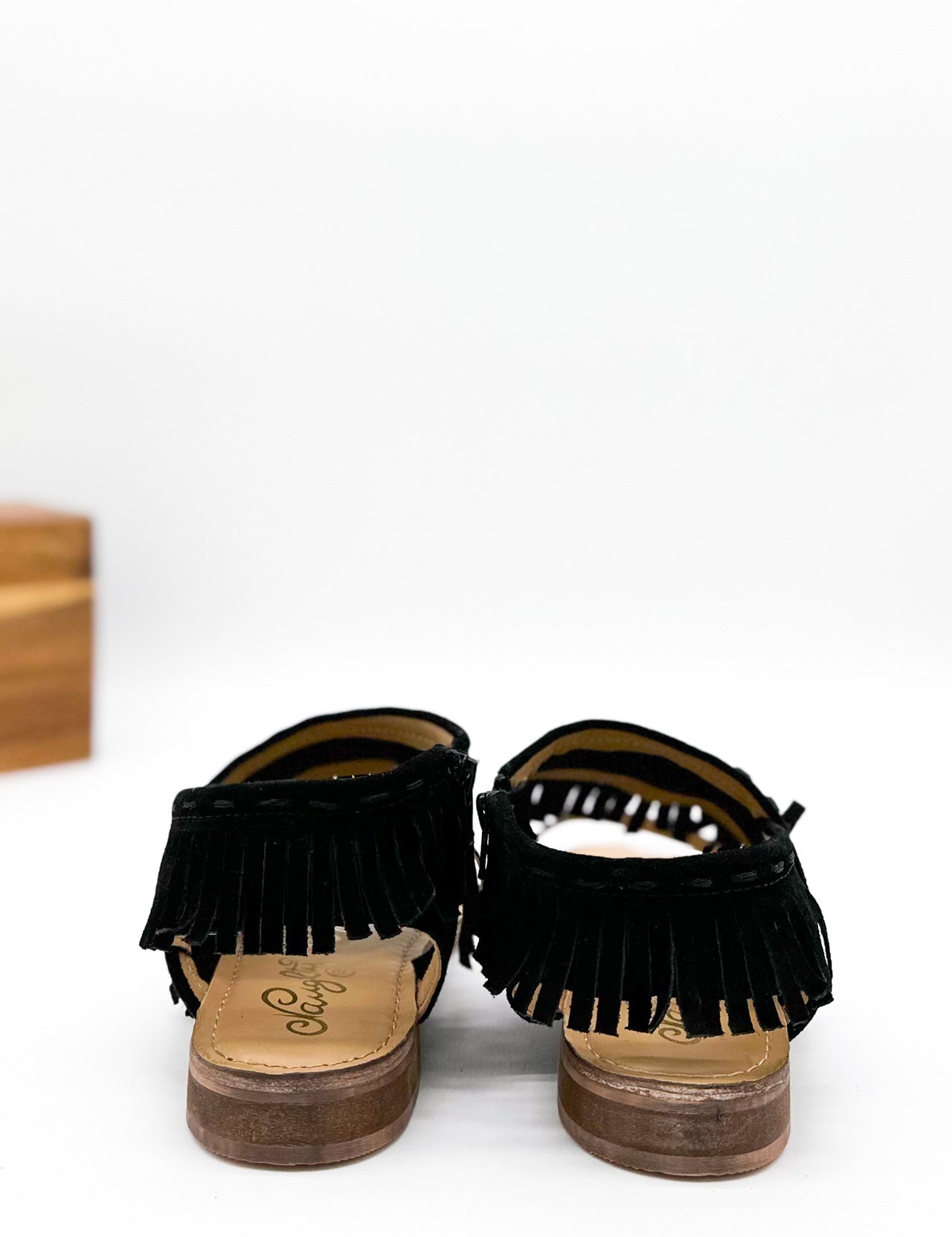 fringestarblackAA_53e63d05-27f5-4944-95f5-8ec24d3262a7.jpg
