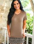 jess-lea-basic-tee-mocha-basic-basics-basictee-category-back-by-demand-launch-3-5-top-fantry-fashion-boutique-894_x170_171a1dab-57bd-4350-93cd-aea21c1e40a6.webp