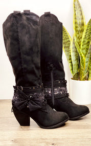 Lush Boot in Black