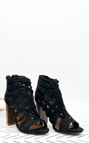 Silica Heel in Black