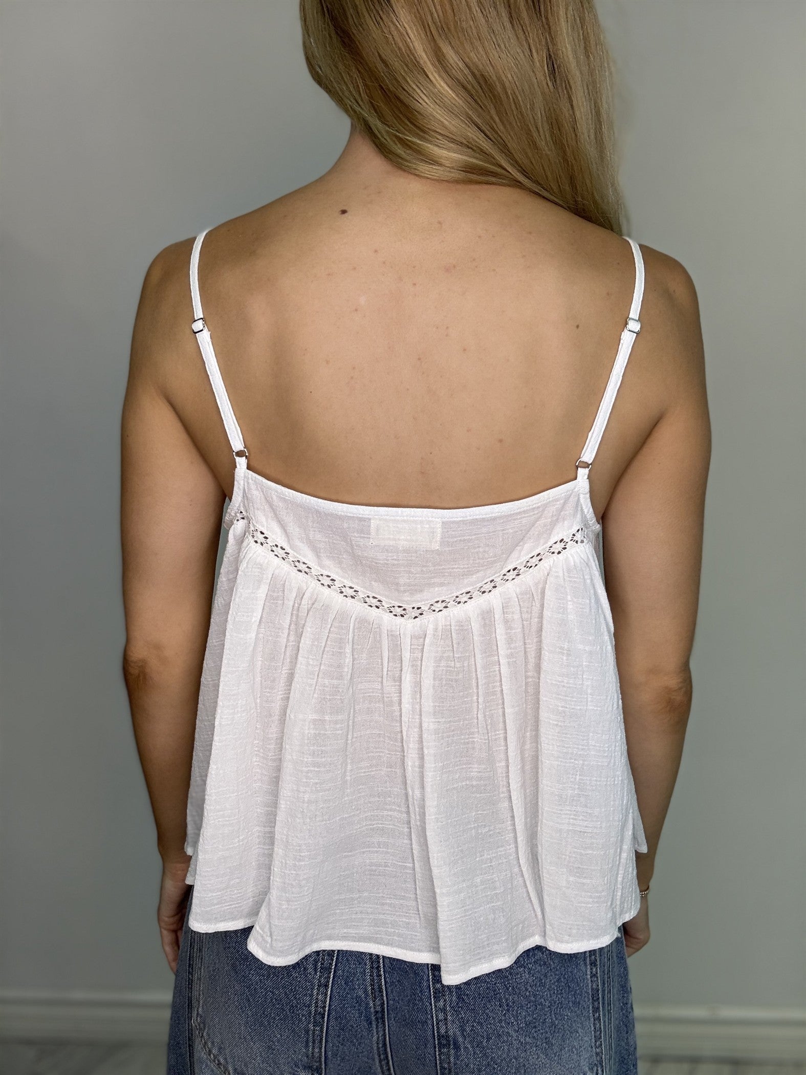 Chic Woven White Top Stitch and Co 30A