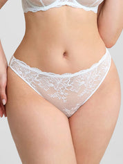 Sassy White Floral Seamless Lace Panties