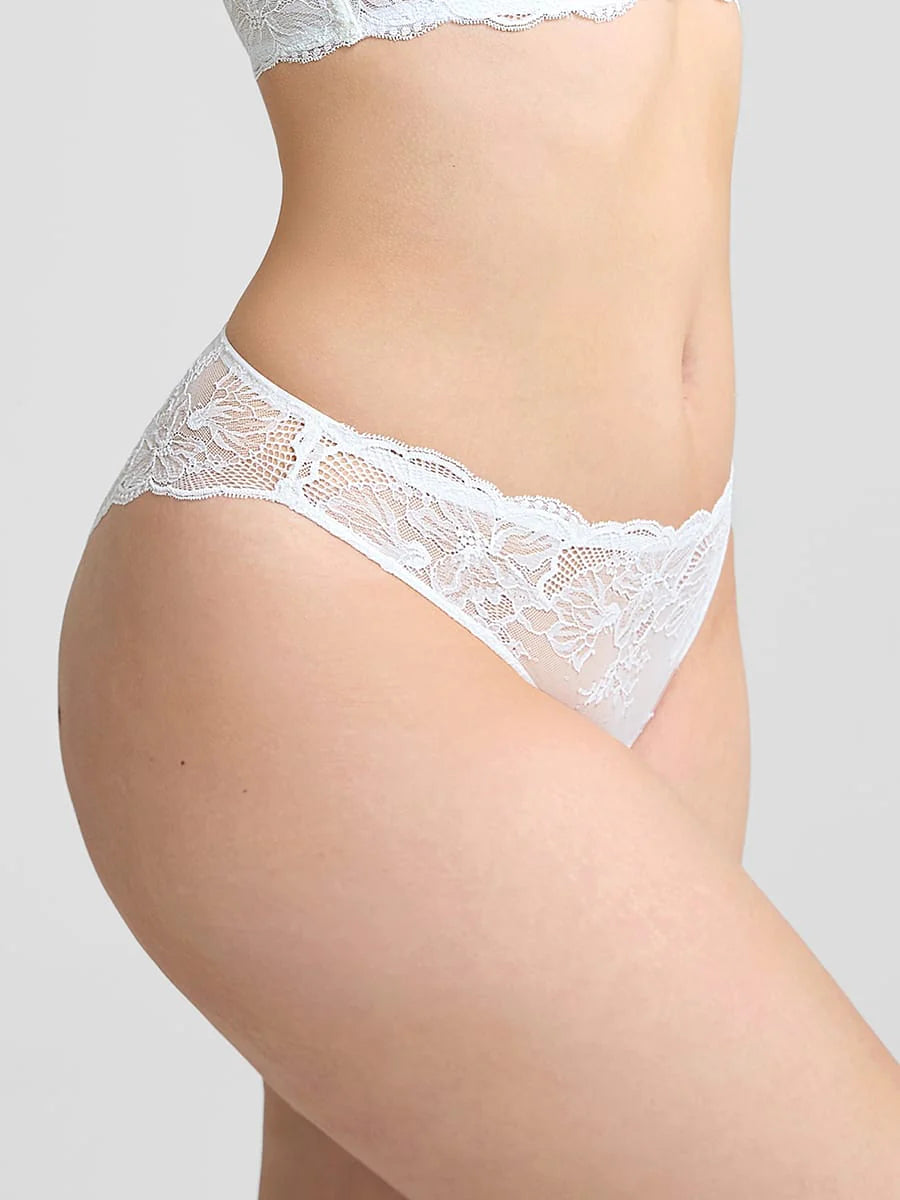 Sassy White Floral Seamless Lace Panties