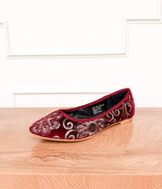 Yuna Flats in Burgundy